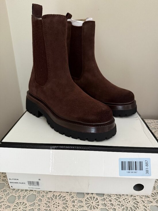 Steve Madden Shoes - Steve Madden Blitzen Brown Suede Ankle Boots 6